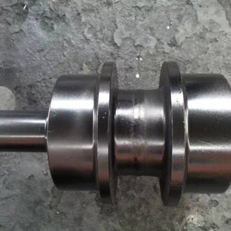 excavator-carrier-roller-5