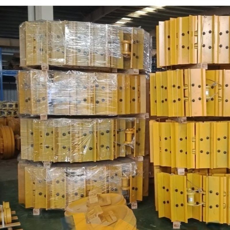 track-chain-with-shoe