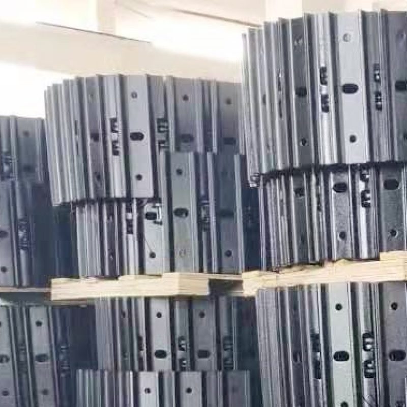 wholesaler-of-track-shoe-assembly-12